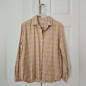 Uniqlo Soft Brushed buttom shirt